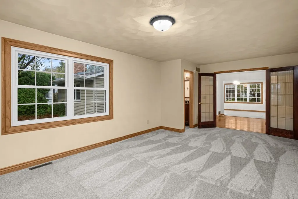 1339 W 41st Street IA