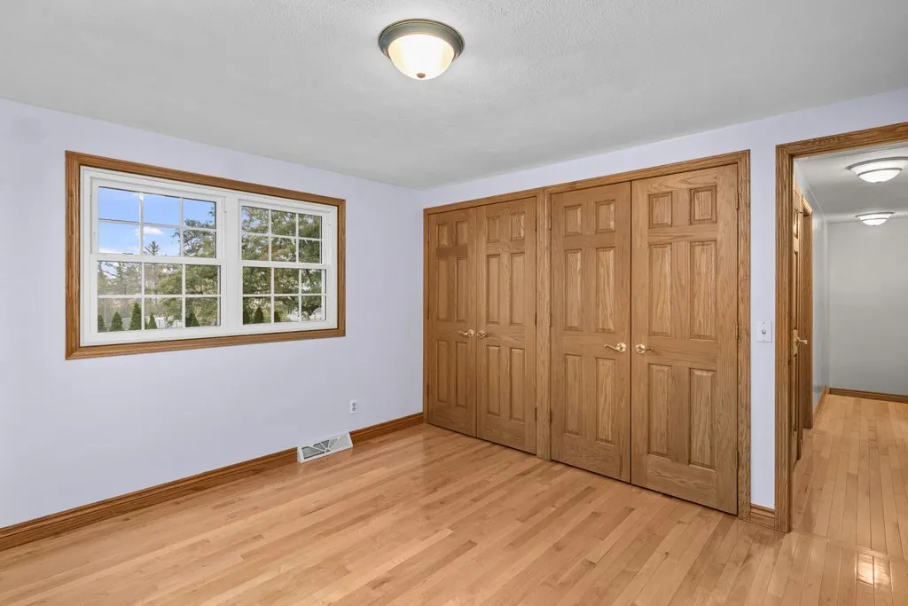 1339 W 41st Street IA
