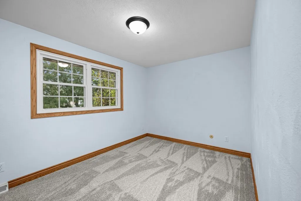 1339 W 41st Street IA