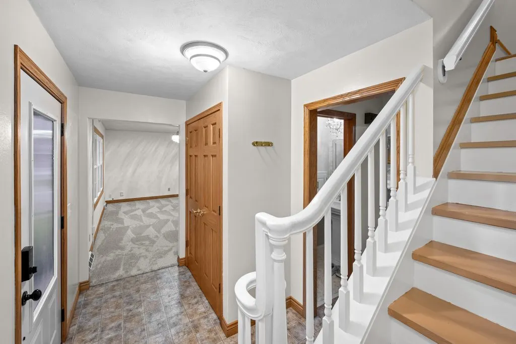 1339 W 41st Street IA