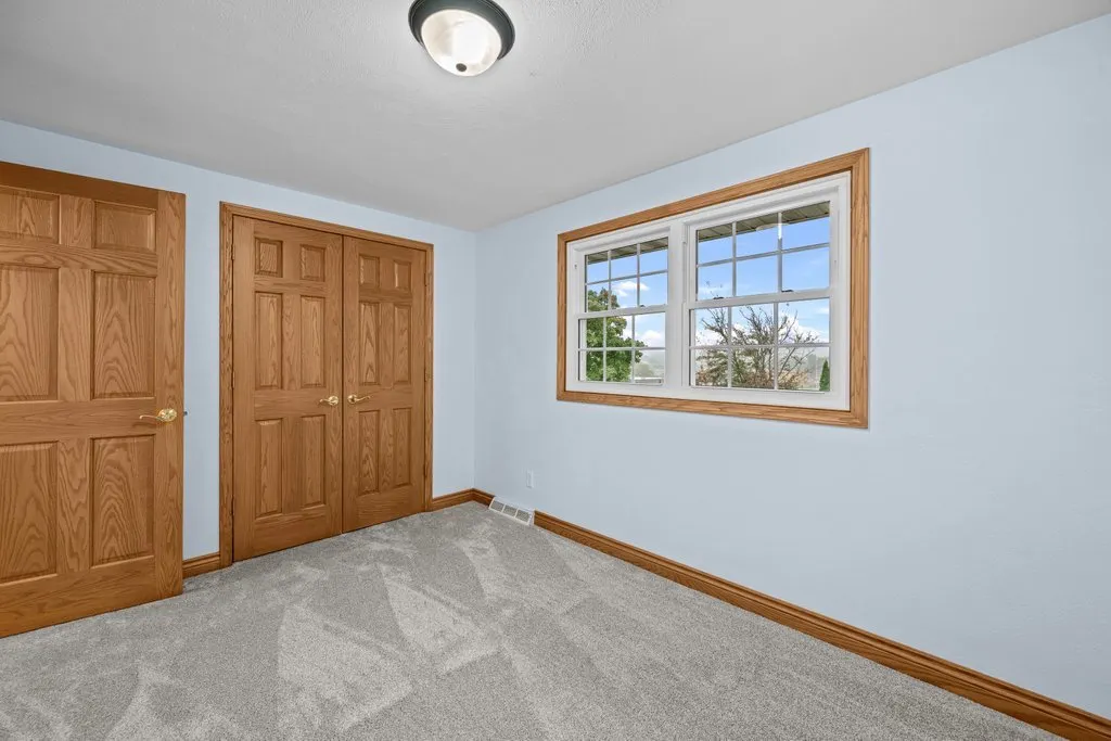 1339 W 41st Street IA