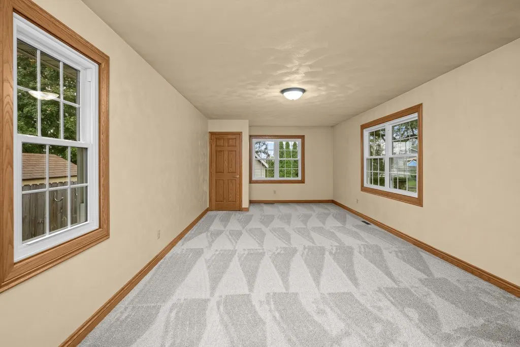 1339 W 41st Street IA