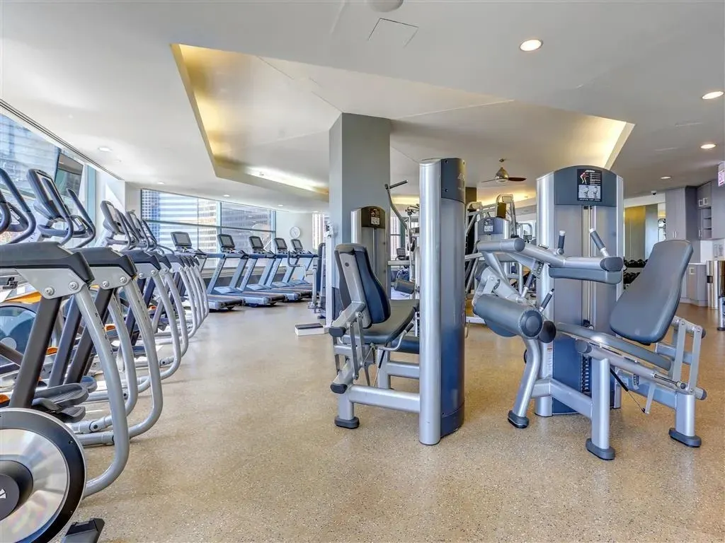 400 N McClurg Court IL #1907