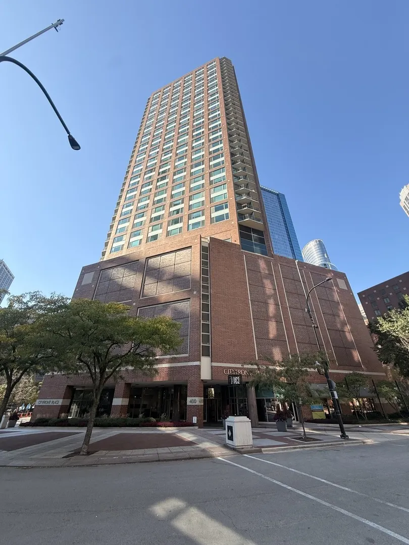 400 N McClurg Court IL #1907