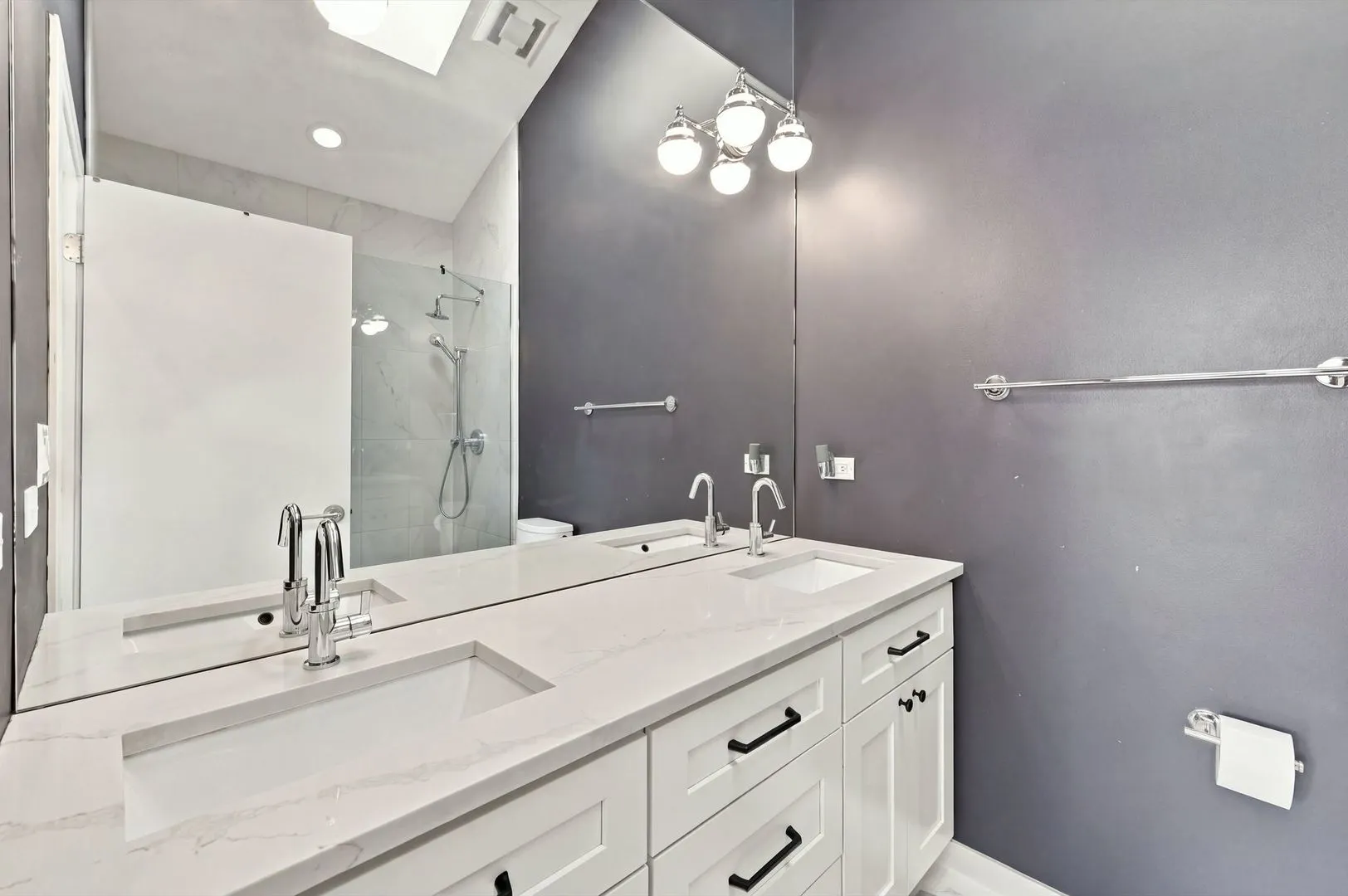 5200 W Eddy Street IL