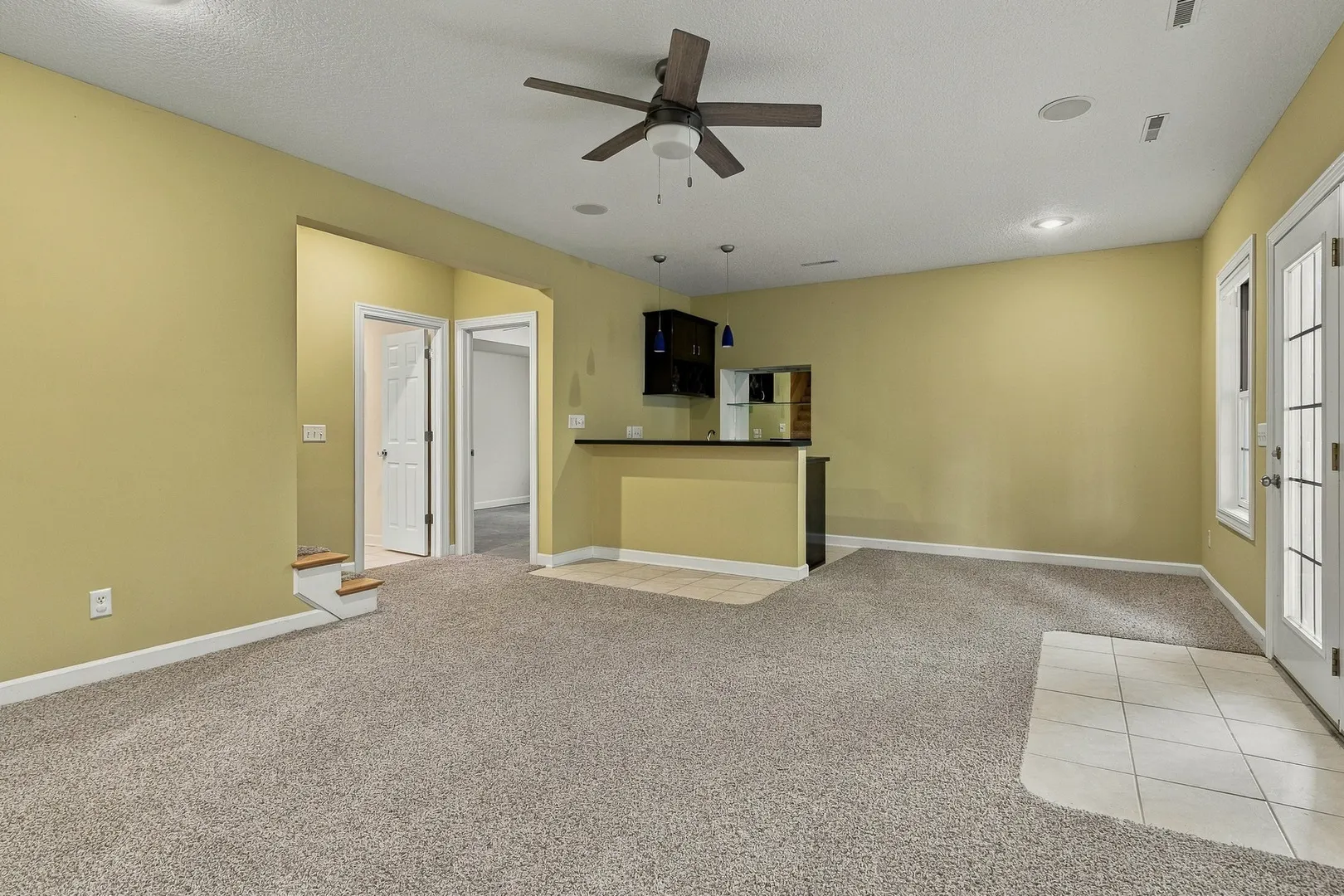 108 S Barrington Drive IL