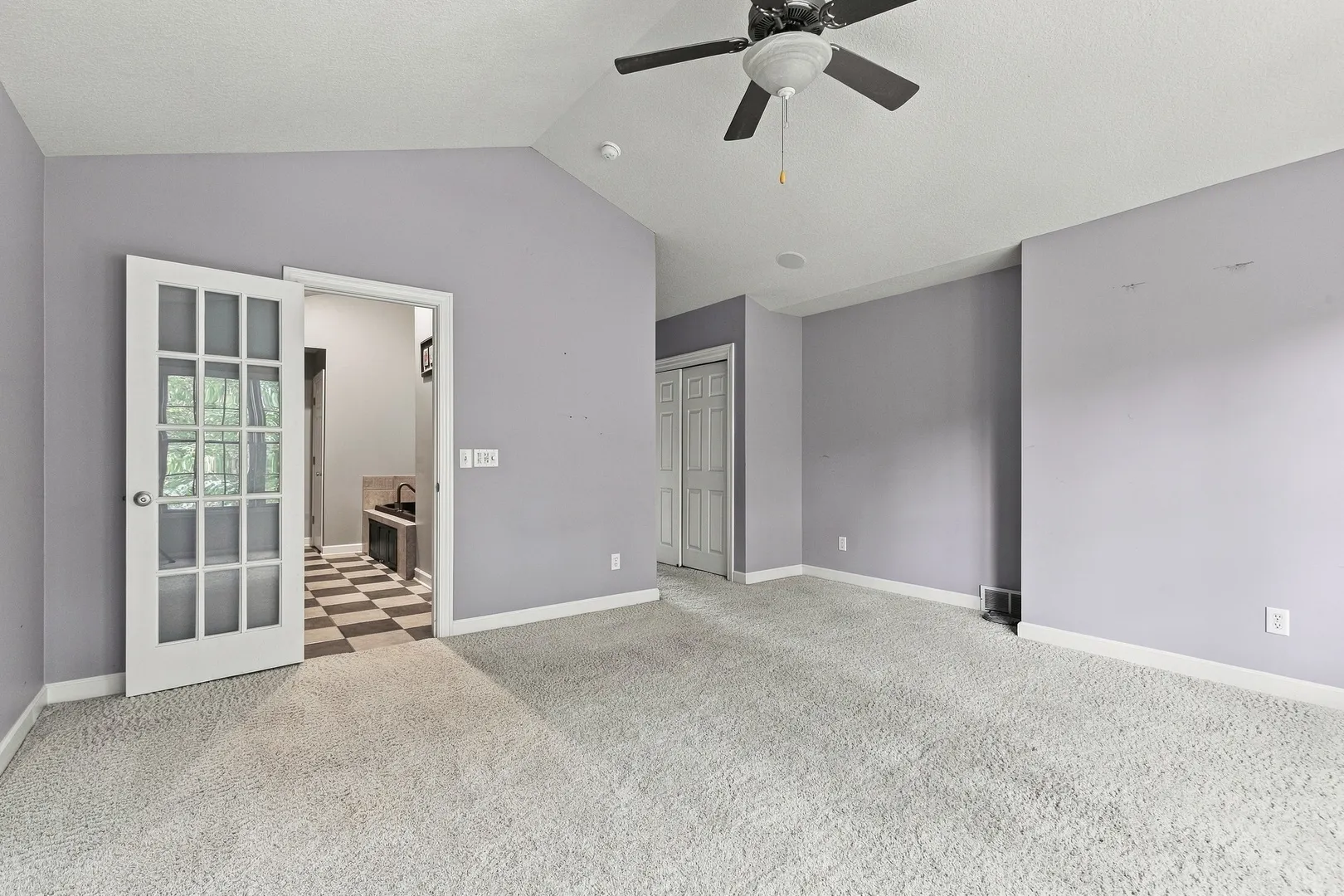 108 S Barrington Drive IL