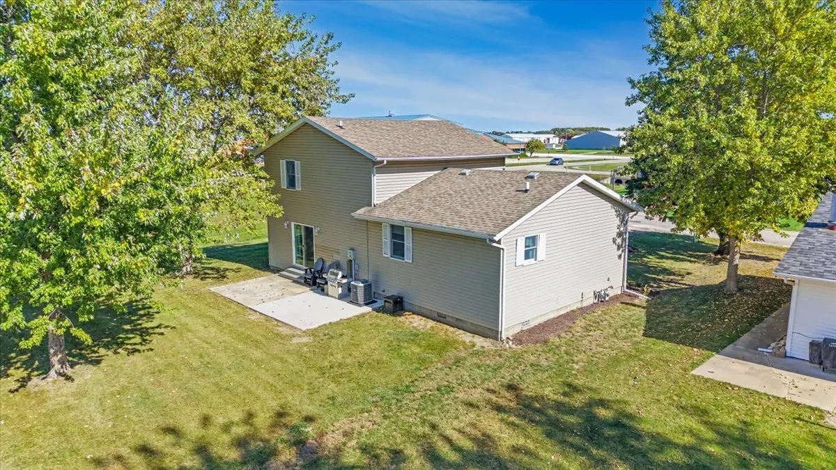 718 N Leona Lane IL