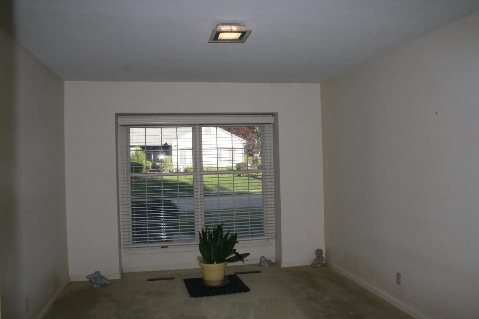 15 Thornwood Court IL #15