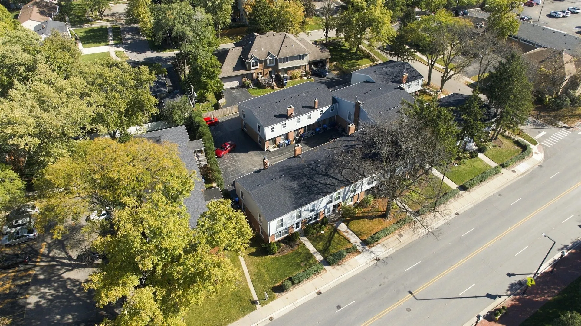 911 Waukegan Road IL #B