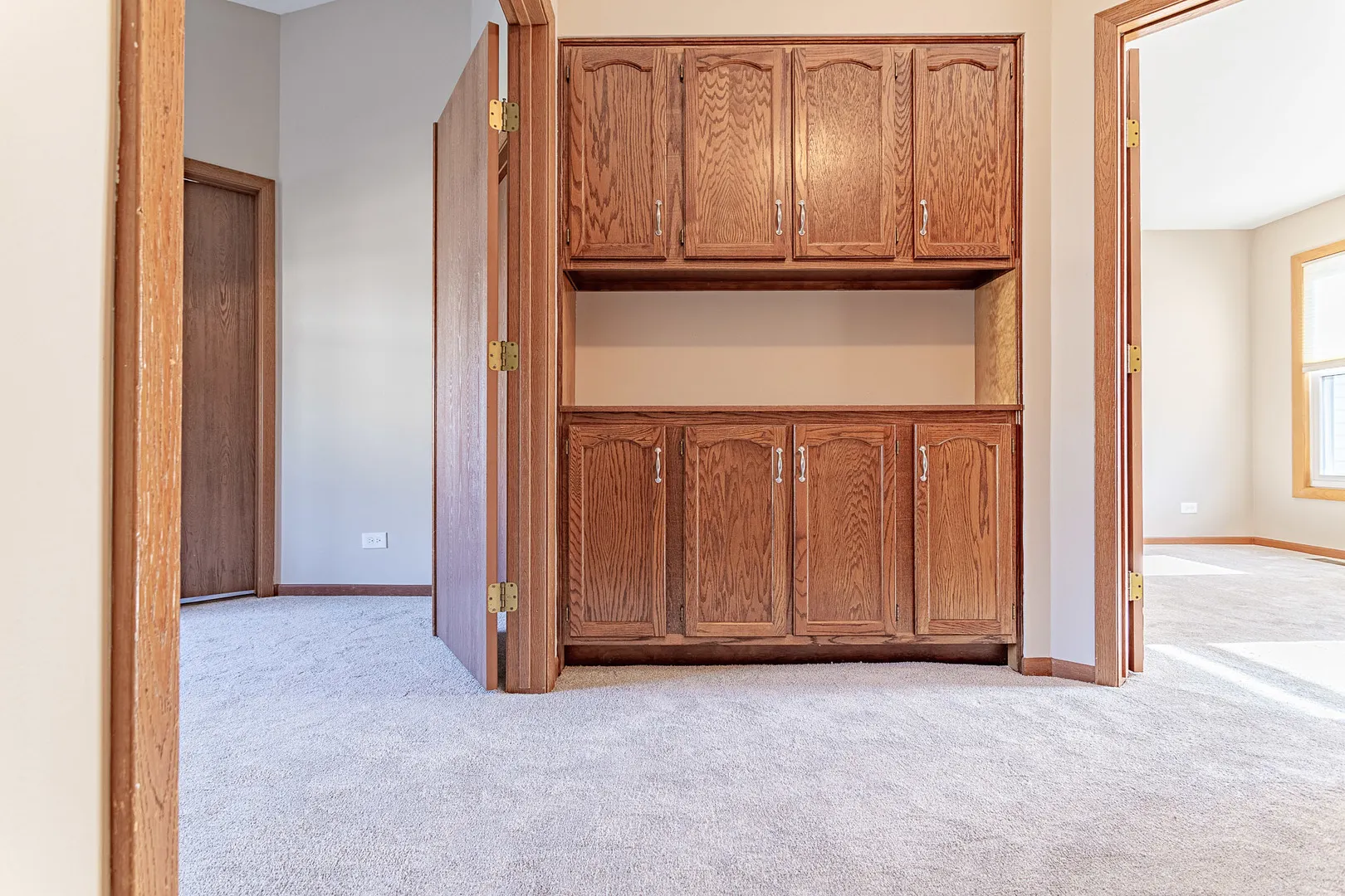 279 University Lane IL