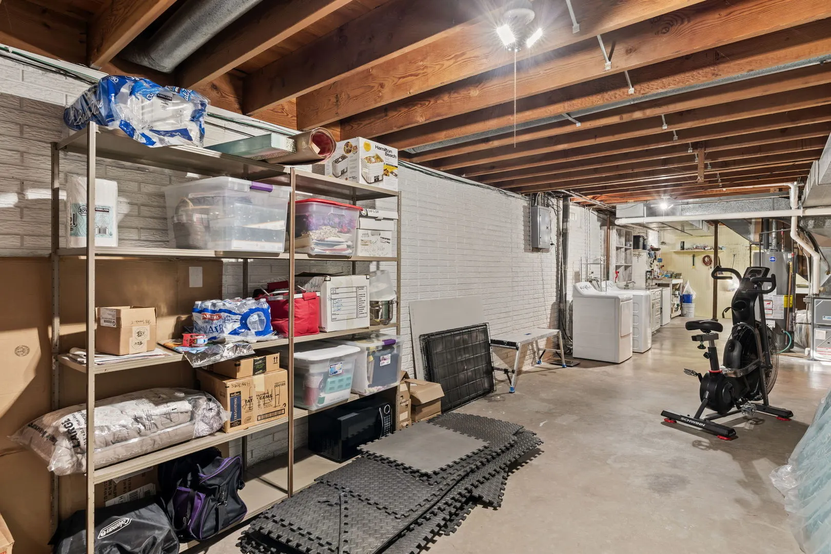 4211 WITTMAN Drive IA