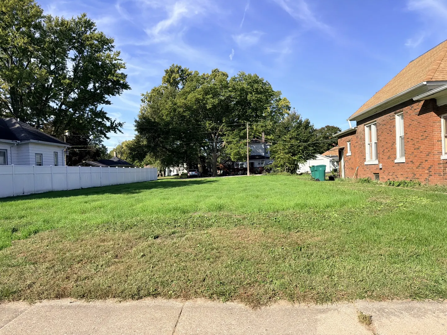 1008 N Bloomington Street IL