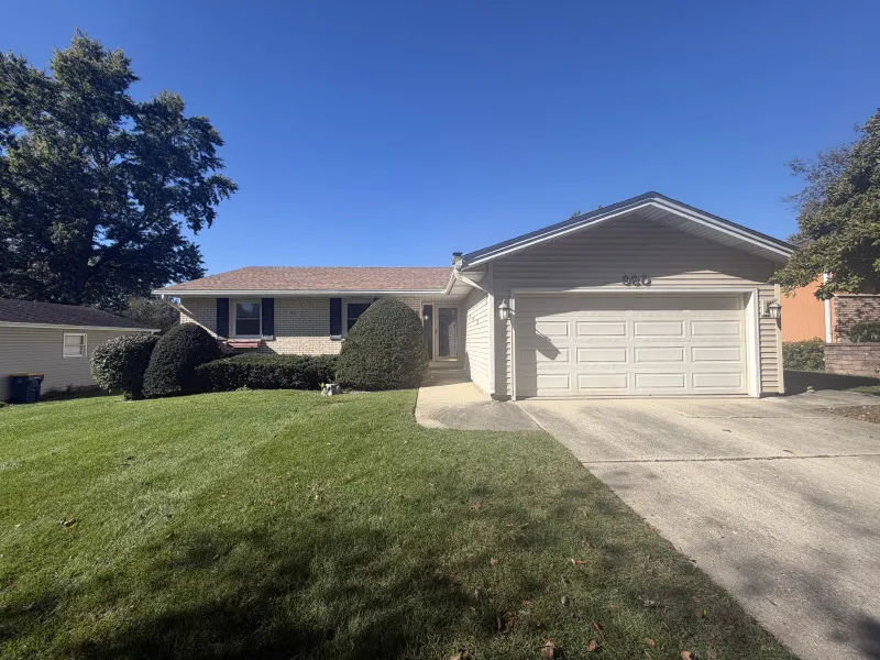 980 Iroquois Drive IL
