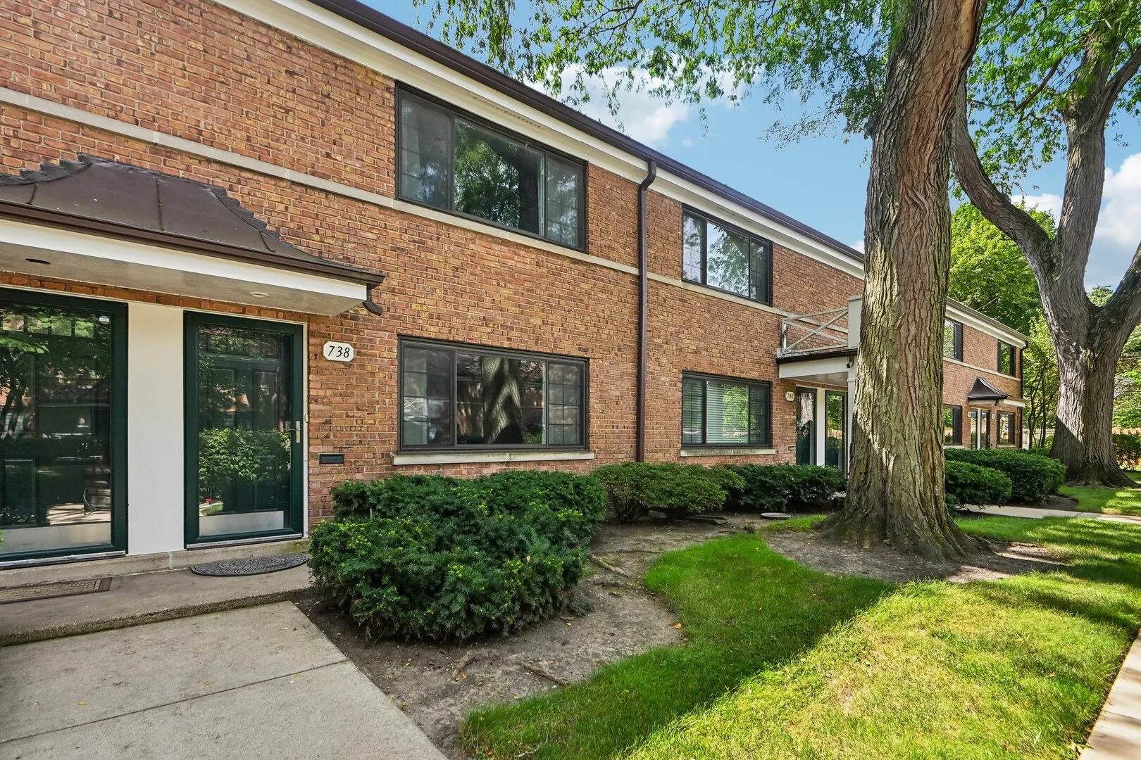 738 Dodge Avenue IL