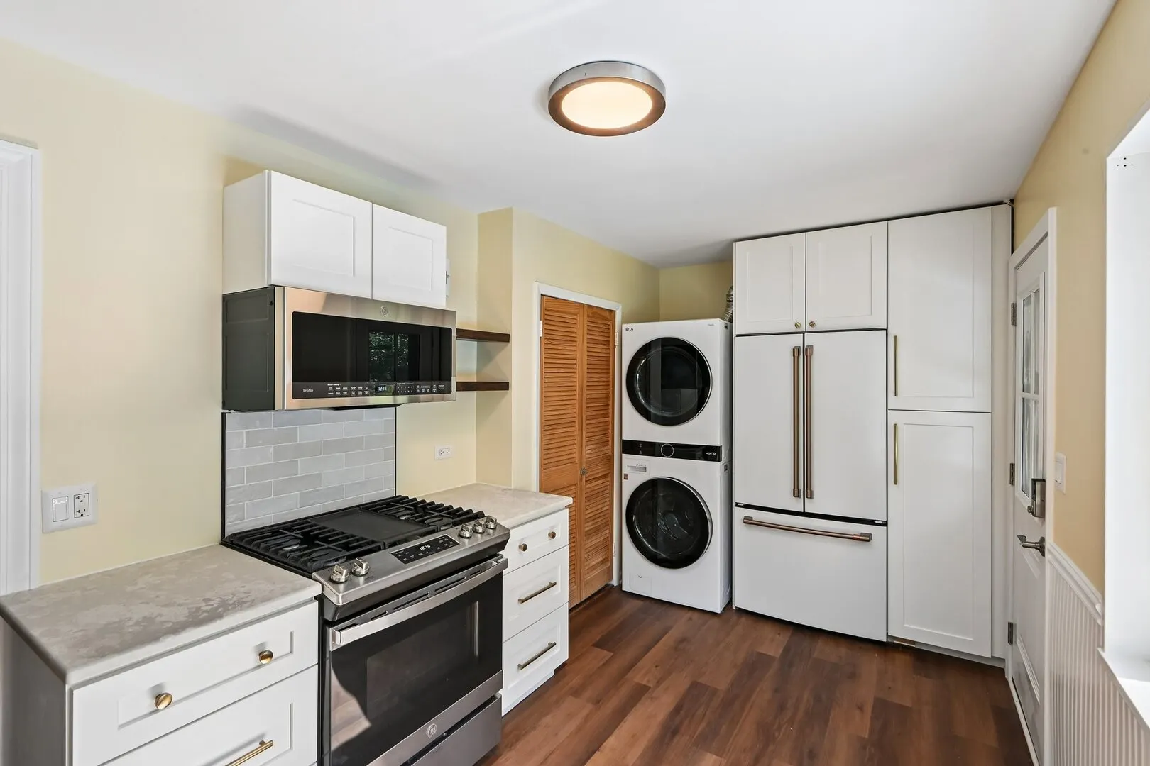 738 Dodge Avenue IL