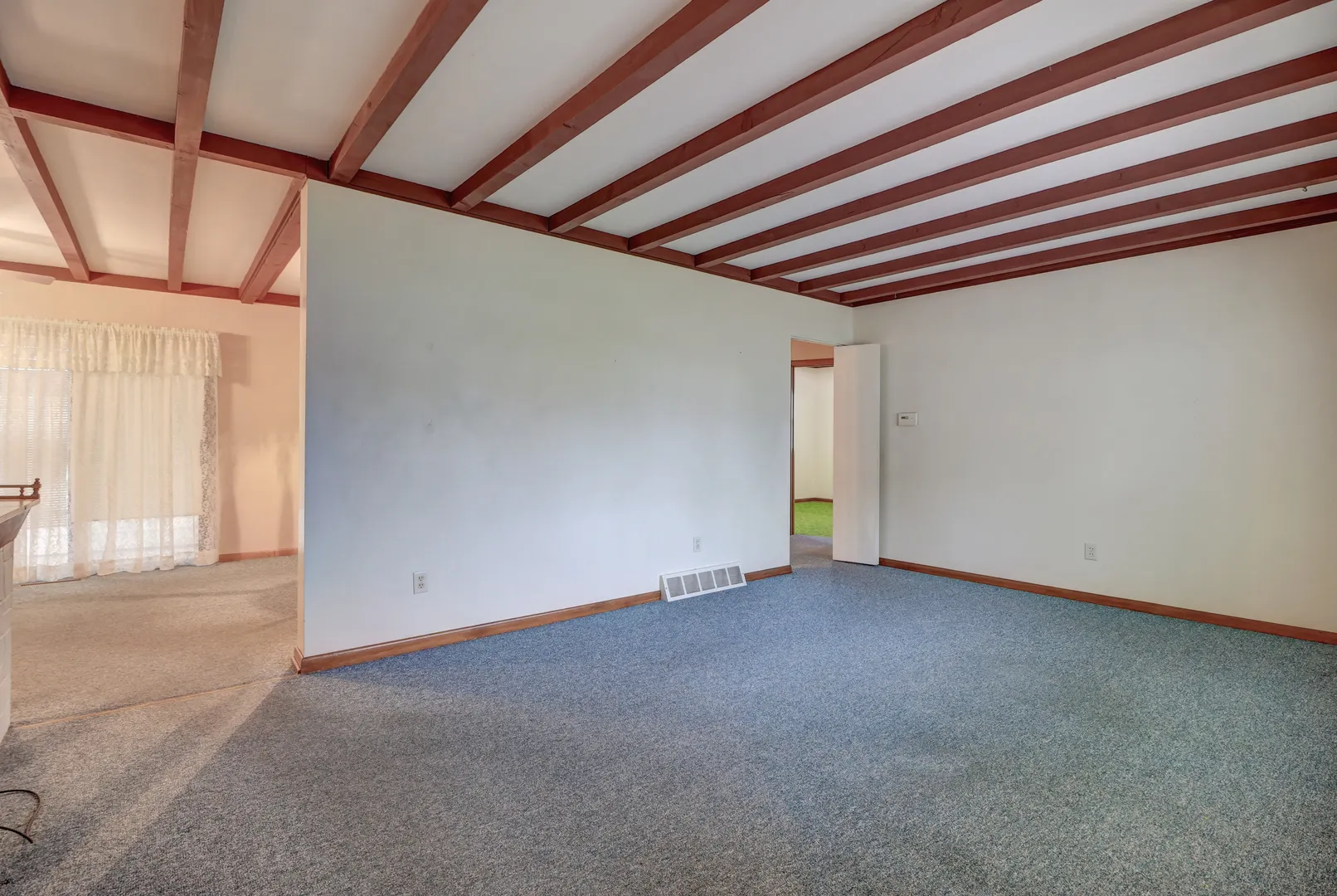 1724 N 8th Street IA