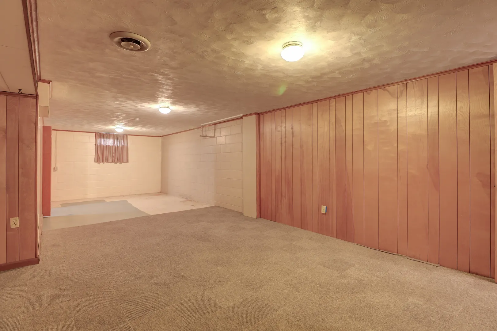 1724 N 8th Street IA