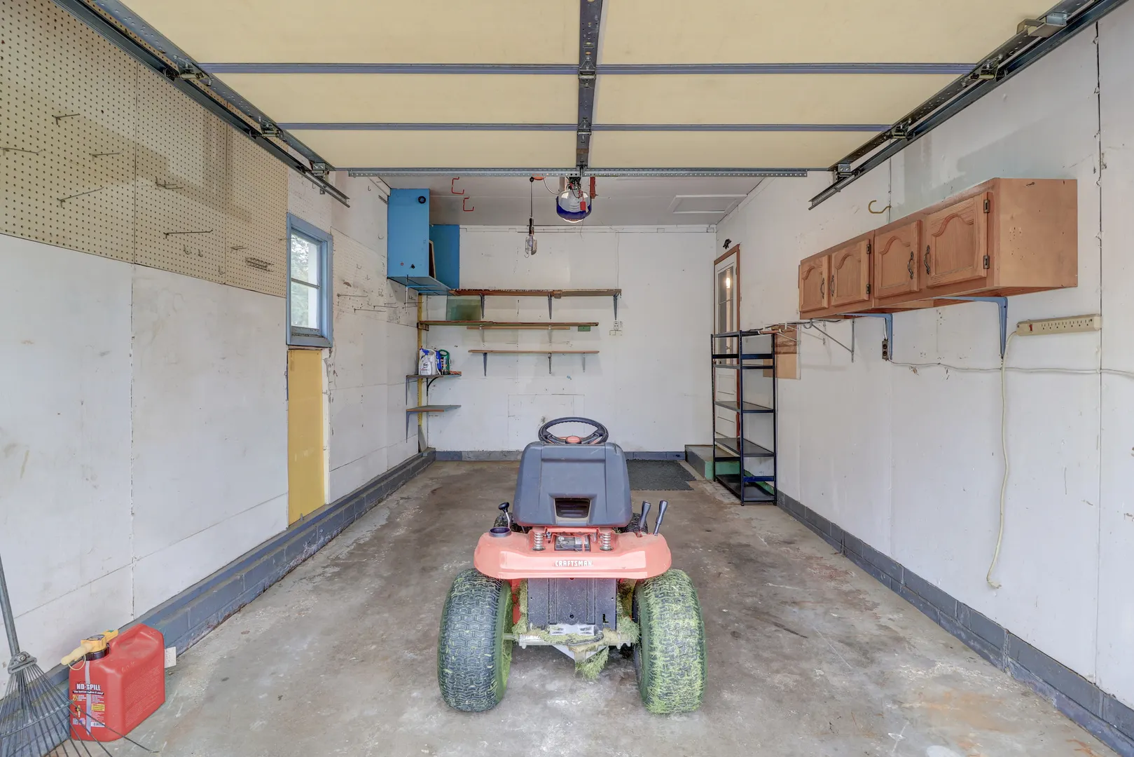 1724 N 8th Street IA