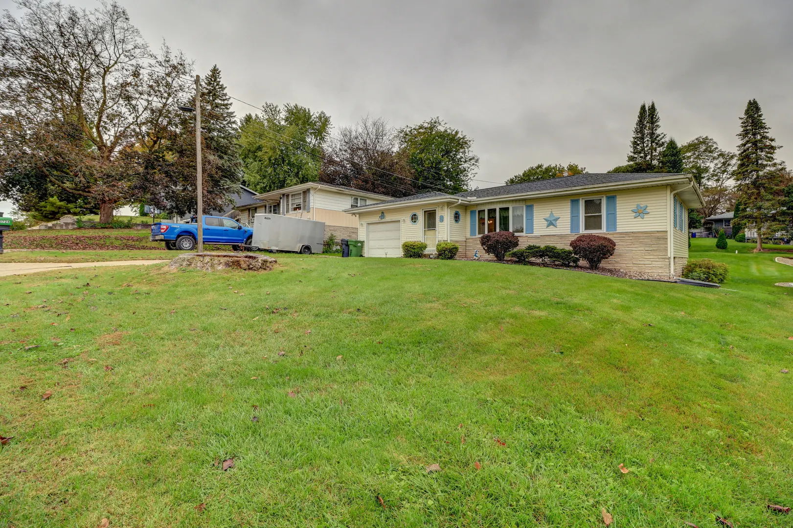1724 N 8th Street IA