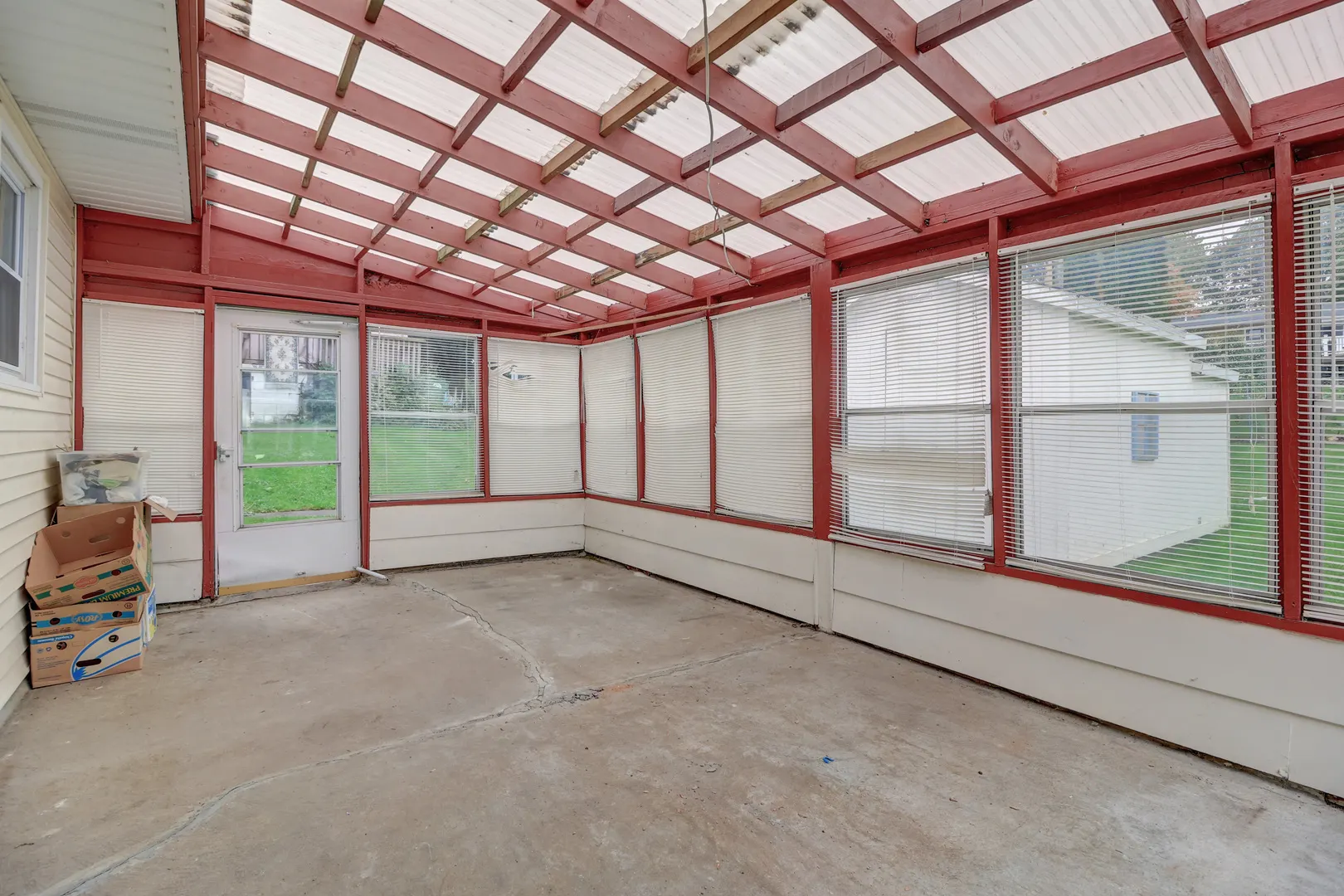 1724 N 8th Street IA
