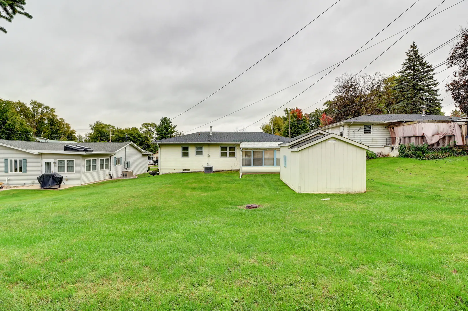 1724 N 8th Street IA