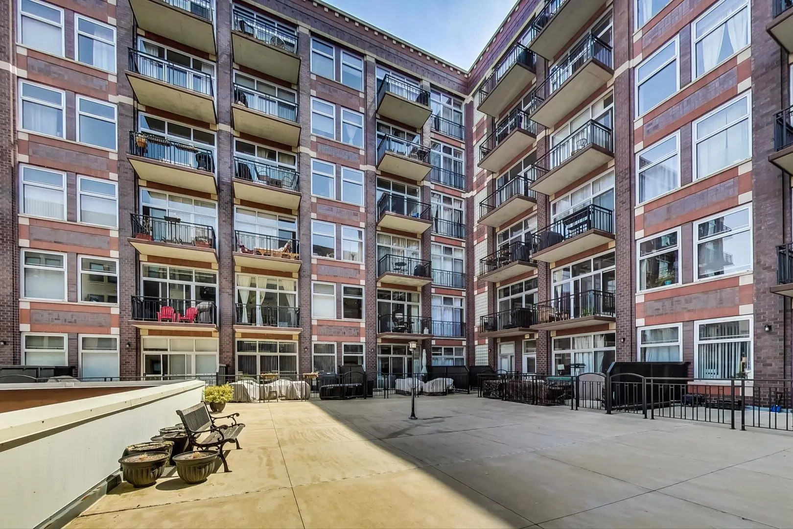 1000 W Adams Street IL #505