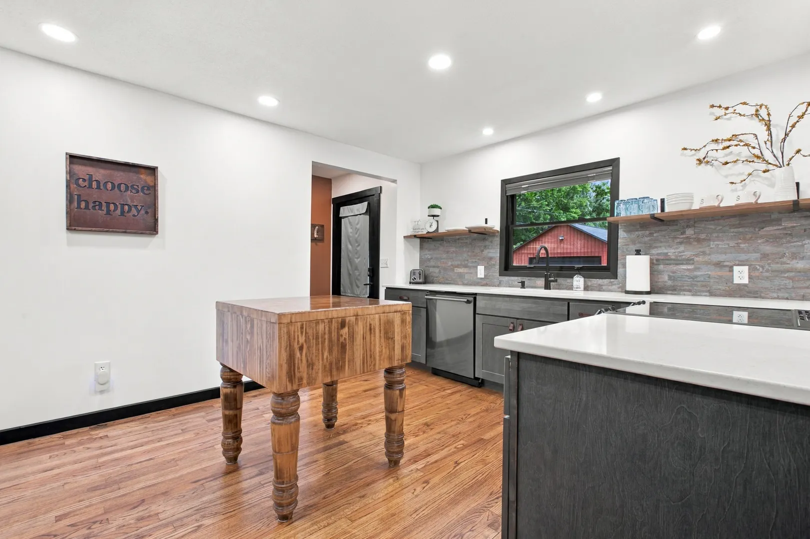 1054 County Road 2125 IL