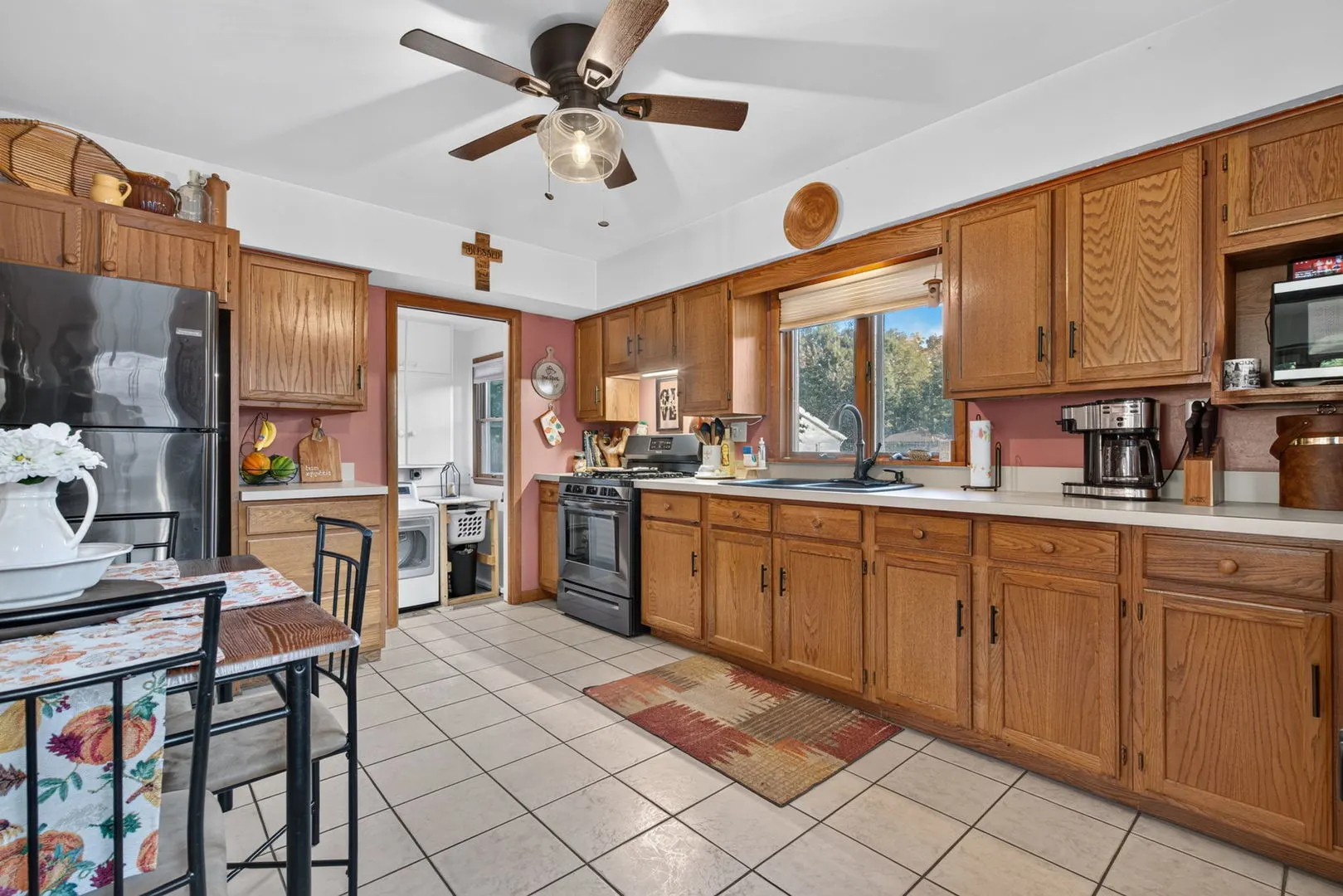 135 E 3rd Street IL