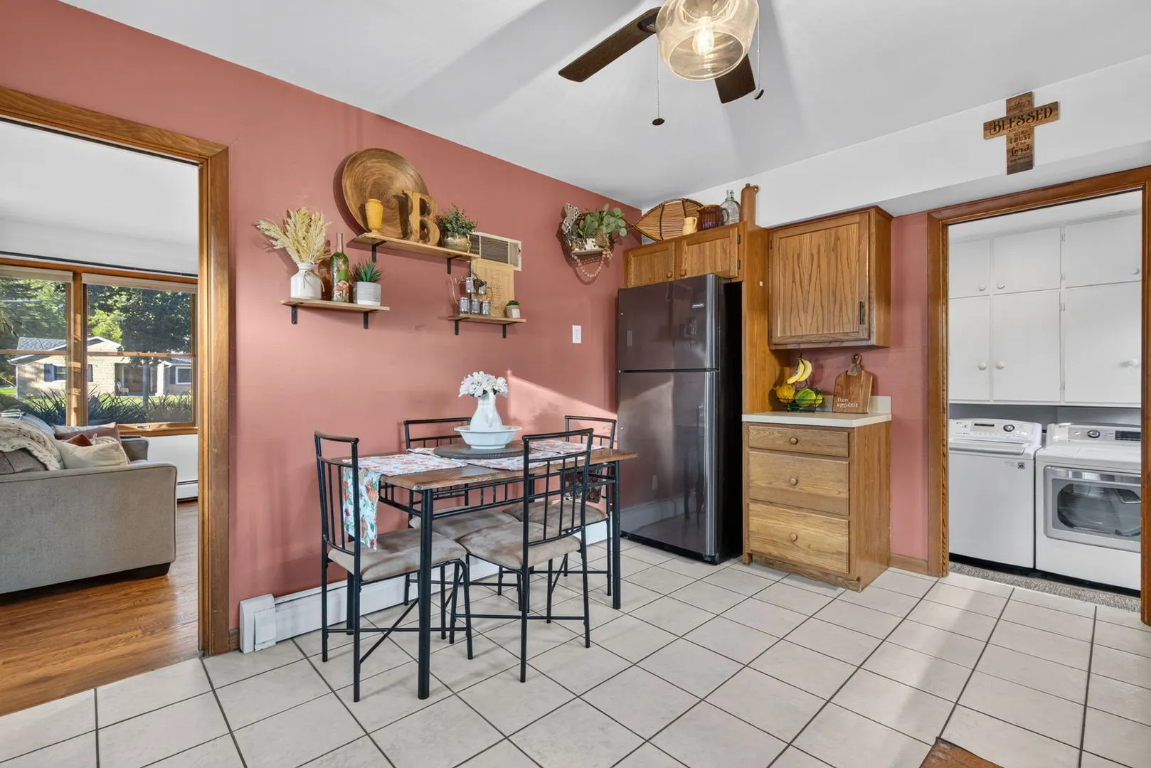135 E 3rd Street IL