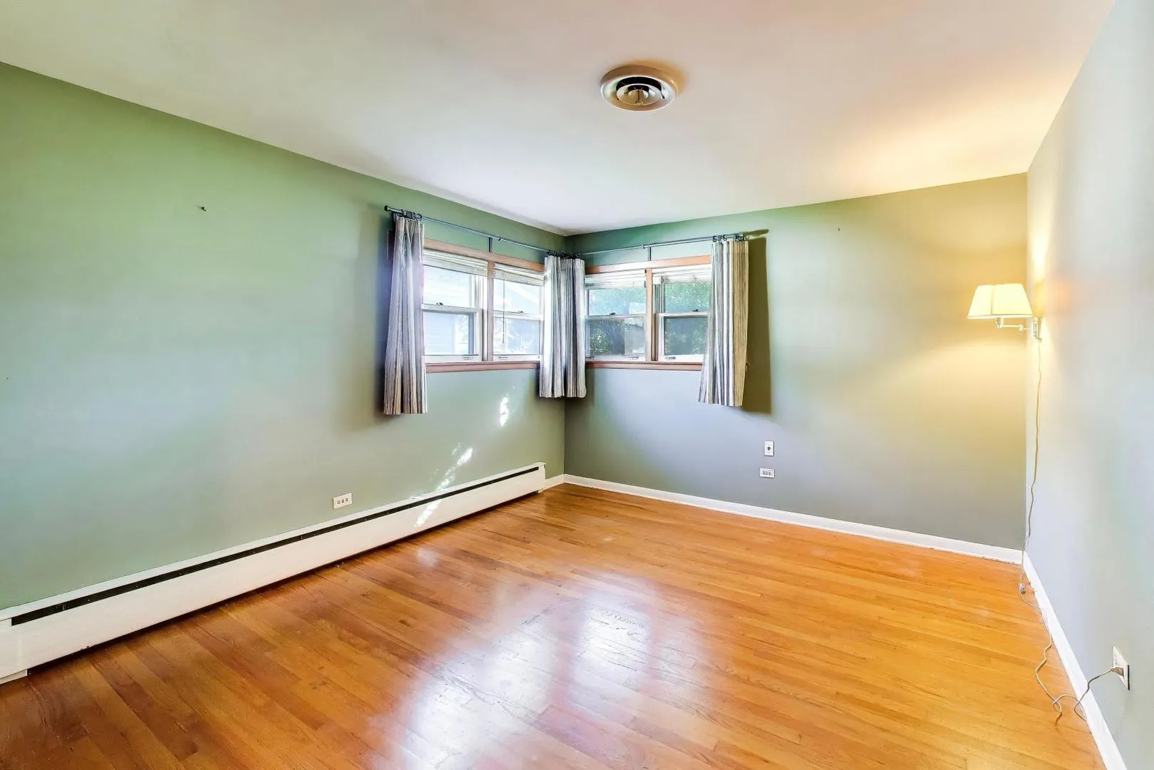 102 W Stratford Place IL