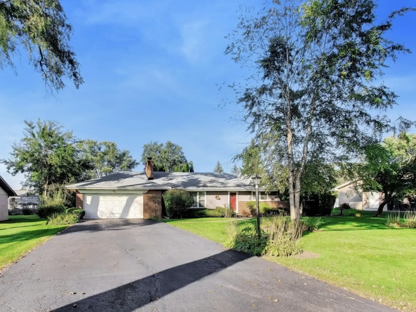 102 W Stratford Place IL