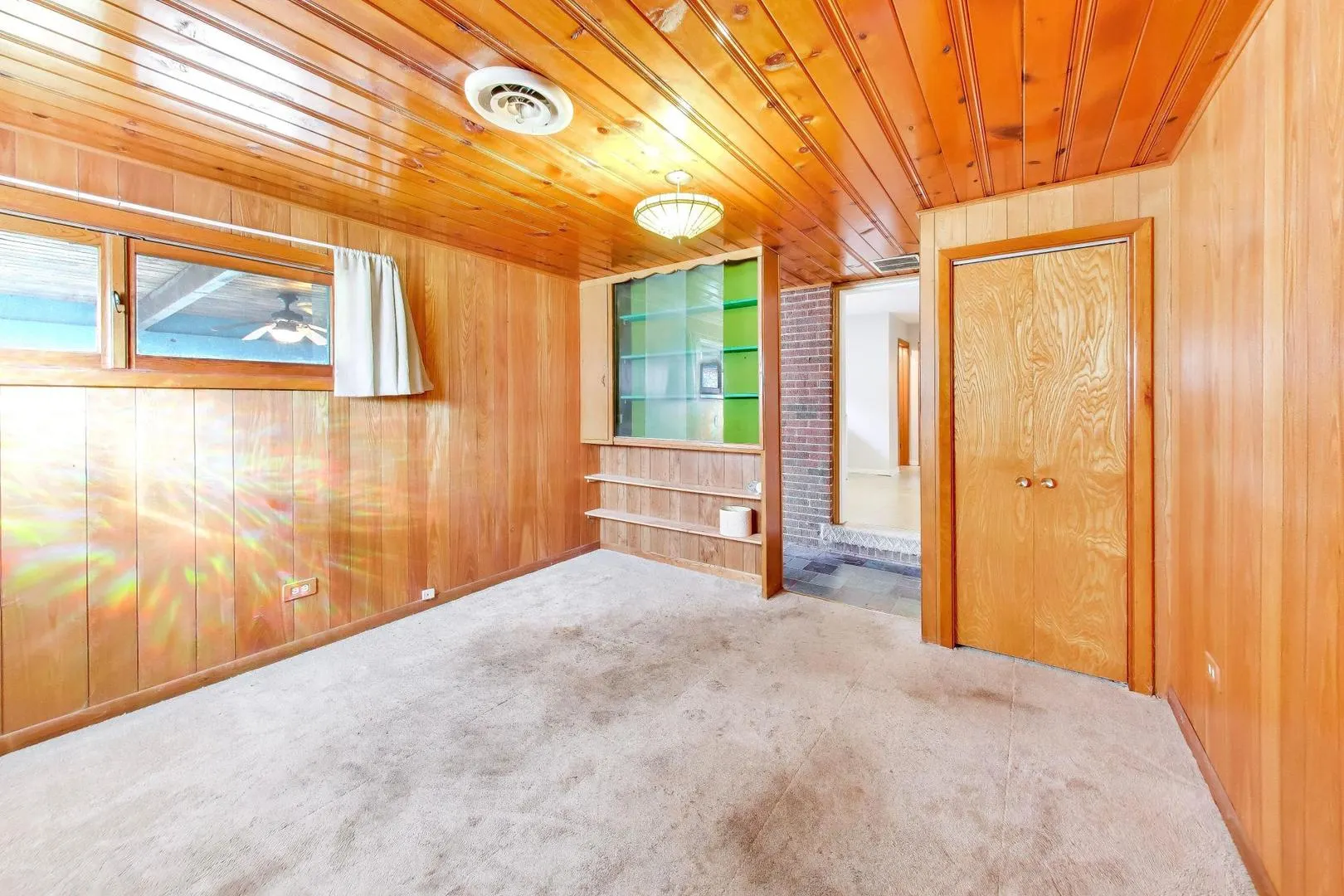102 W Stratford Place IL