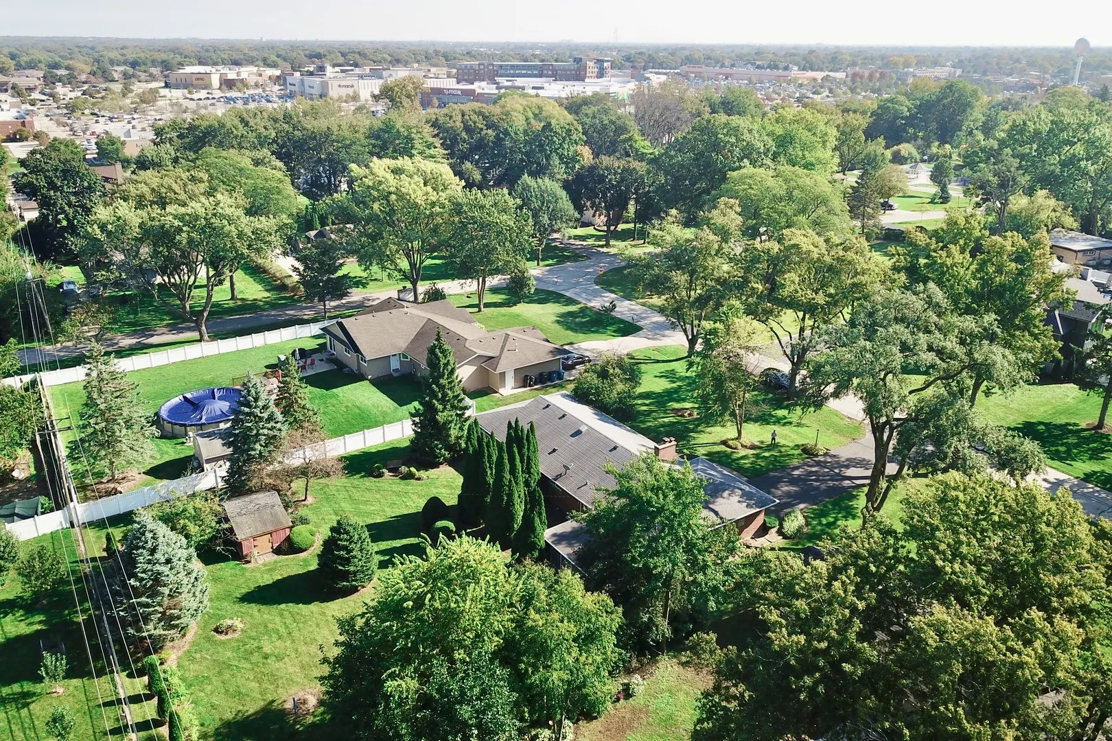 102 W Stratford Place IL