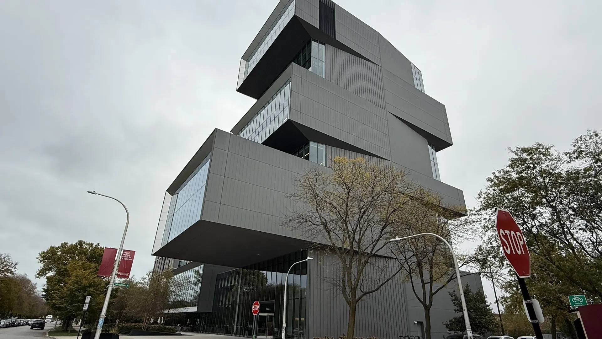 6606 S University Avenue IL #2