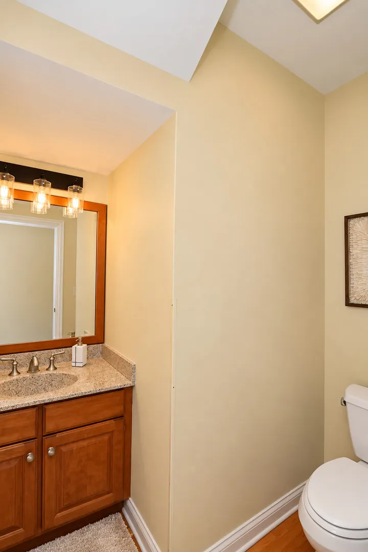 285 Regency Court IL #E