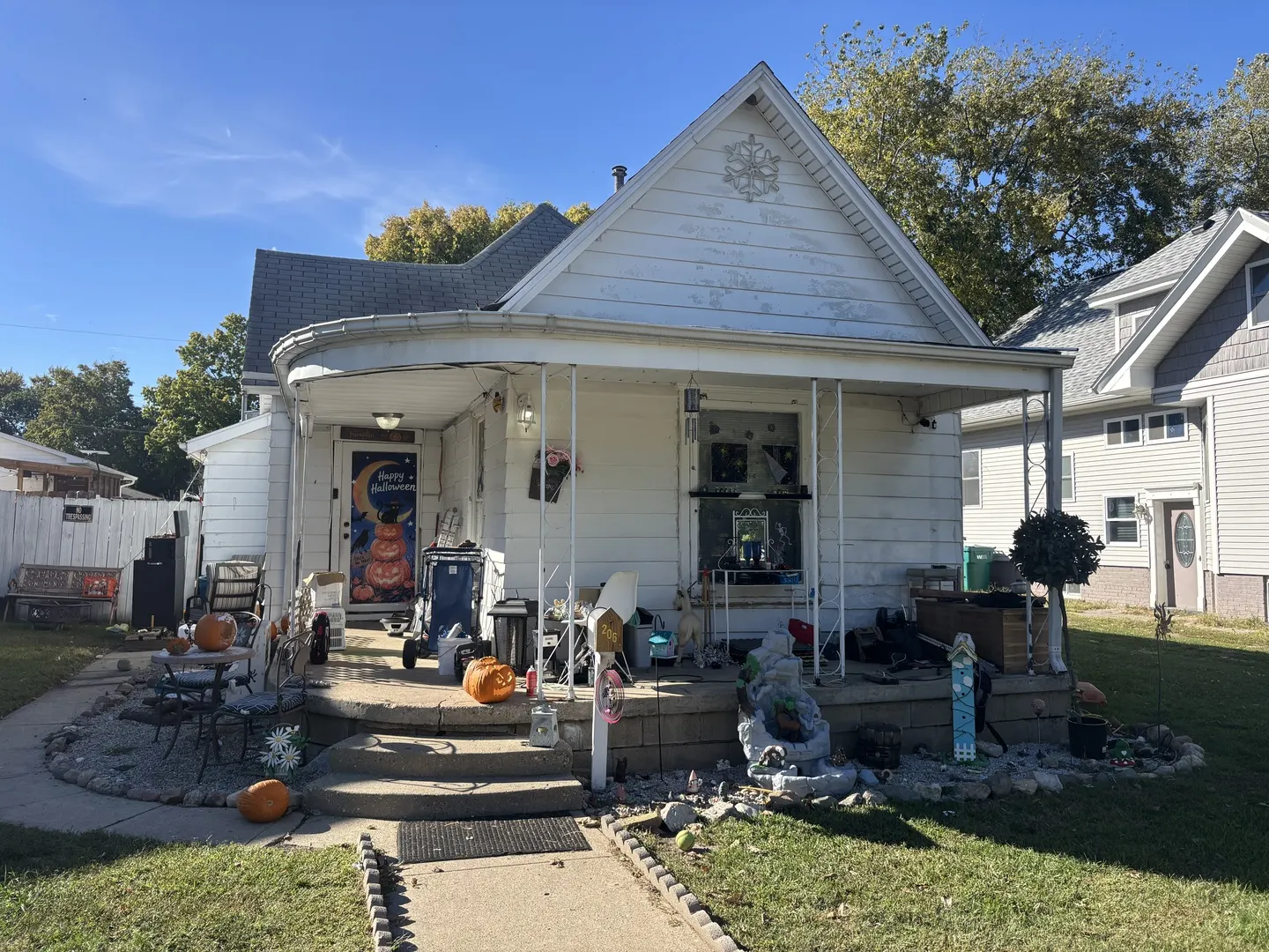 206 N Oak Street IL