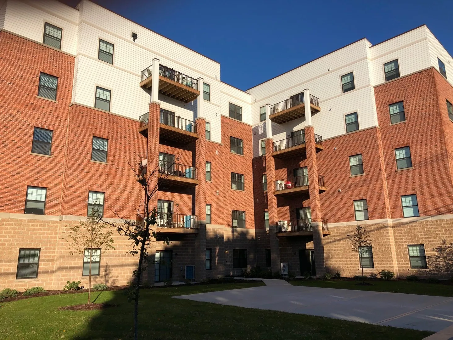 301 N Madison Street IL #3E