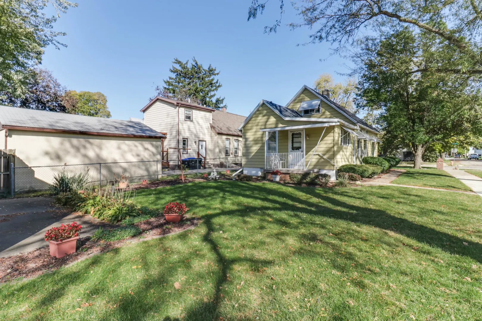 1002 N Livingston Street IL