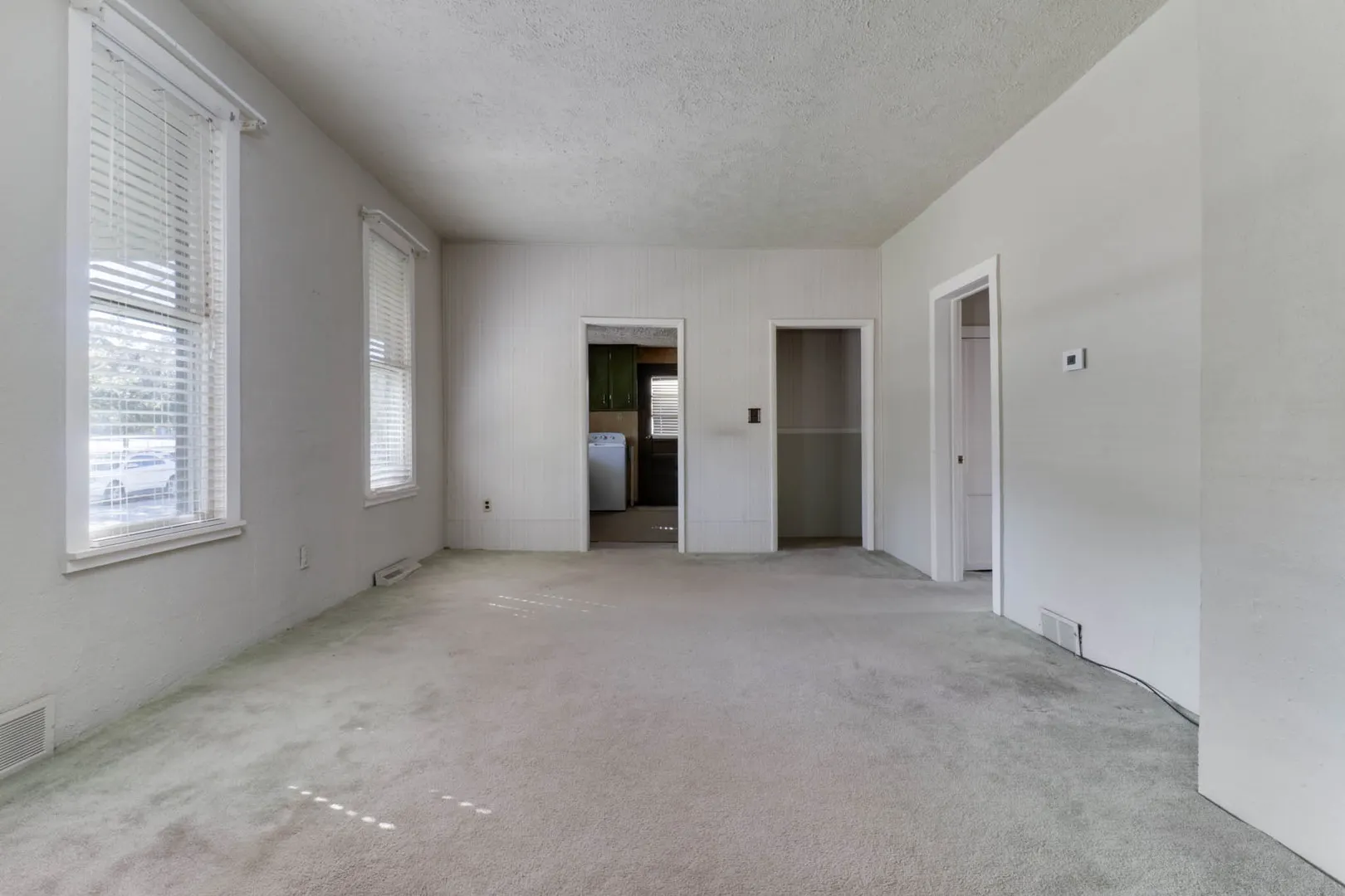 1002 N Livingston Street IL