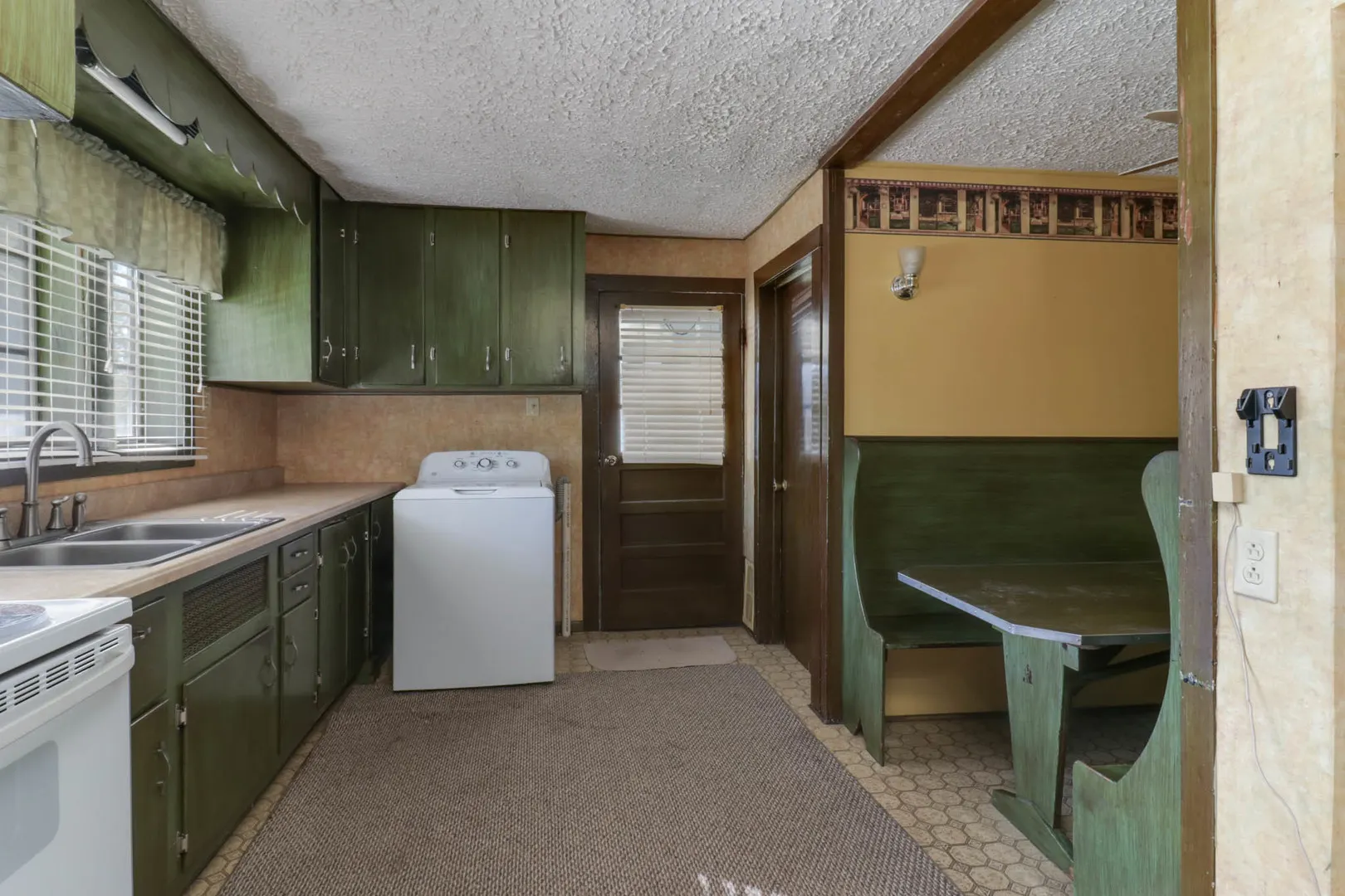 1002 N Livingston Street IL