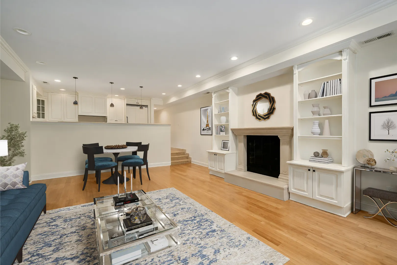 82 E Elm Street IL #1