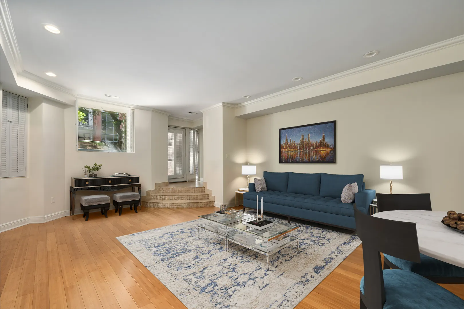 82 E Elm Street IL #1