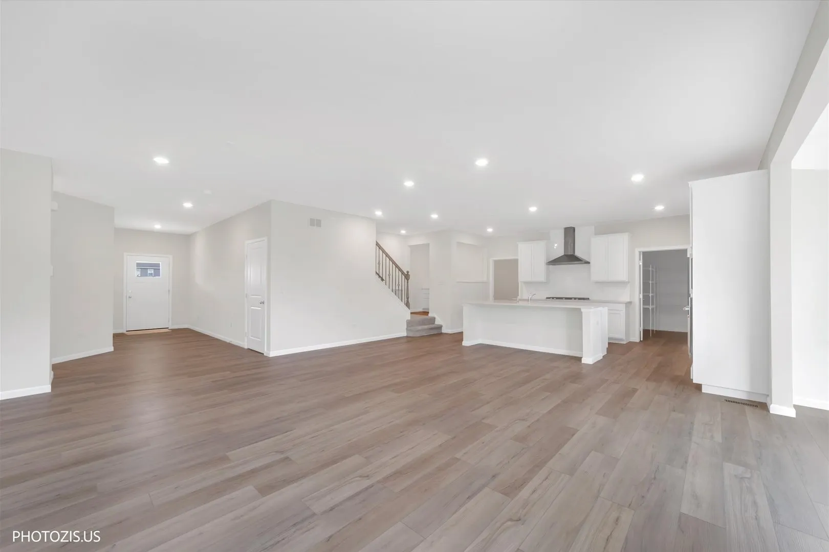 2531 Mallet Court IL