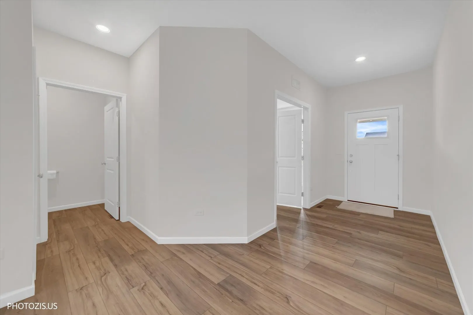 2531 Mallet Court IL