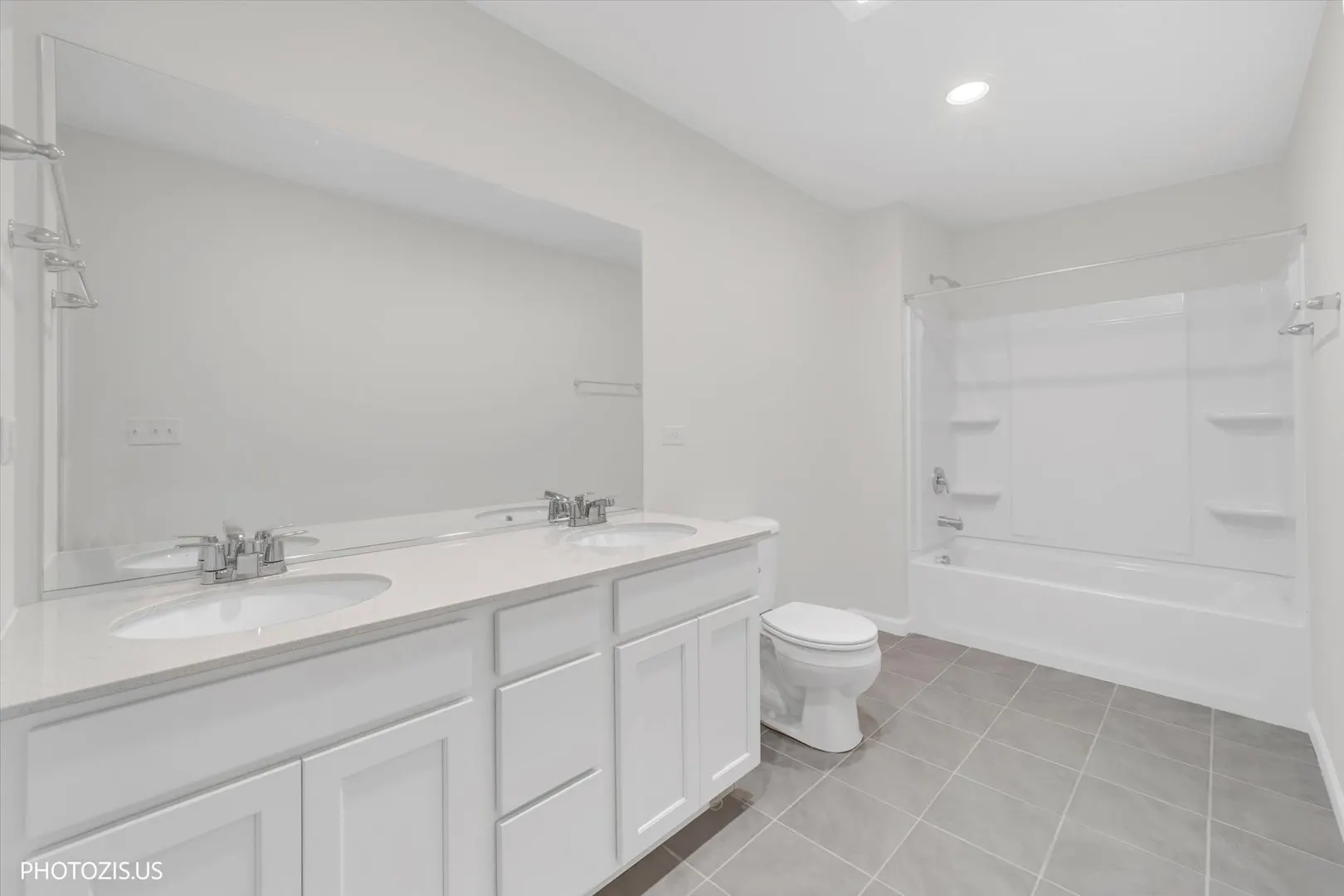 2531 Mallet Court IL
