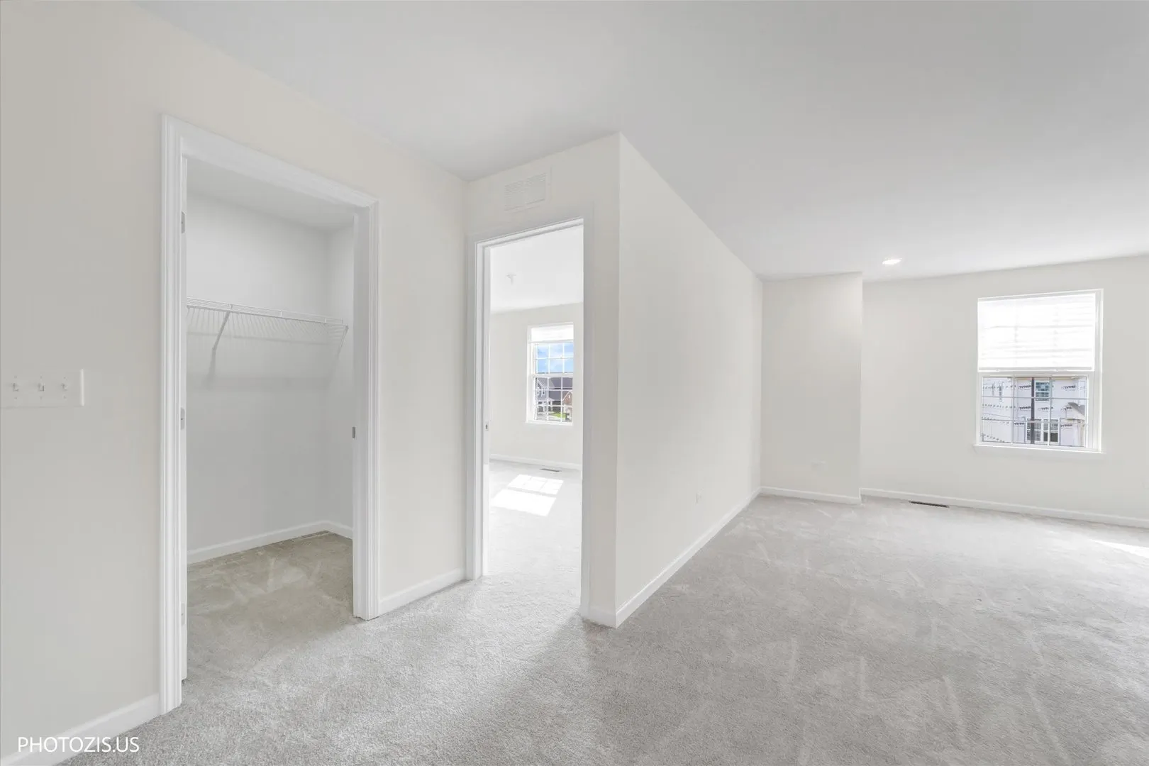 2531 Mallet Court IL