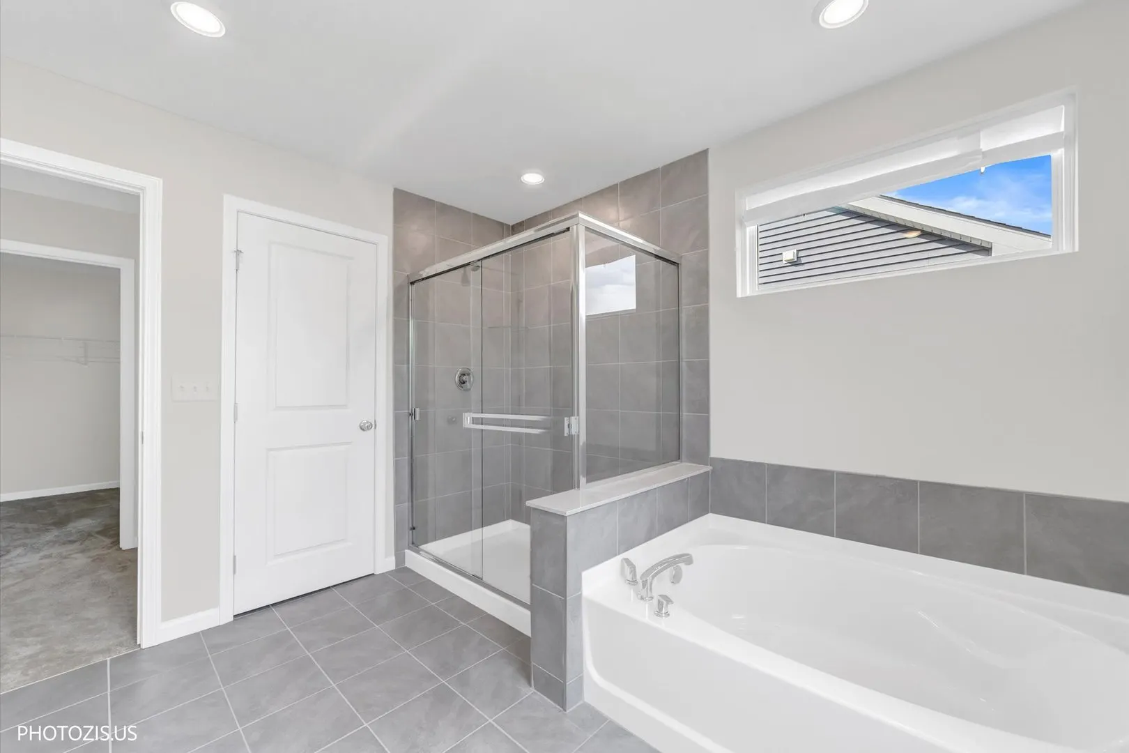 2531 Mallet Court IL
