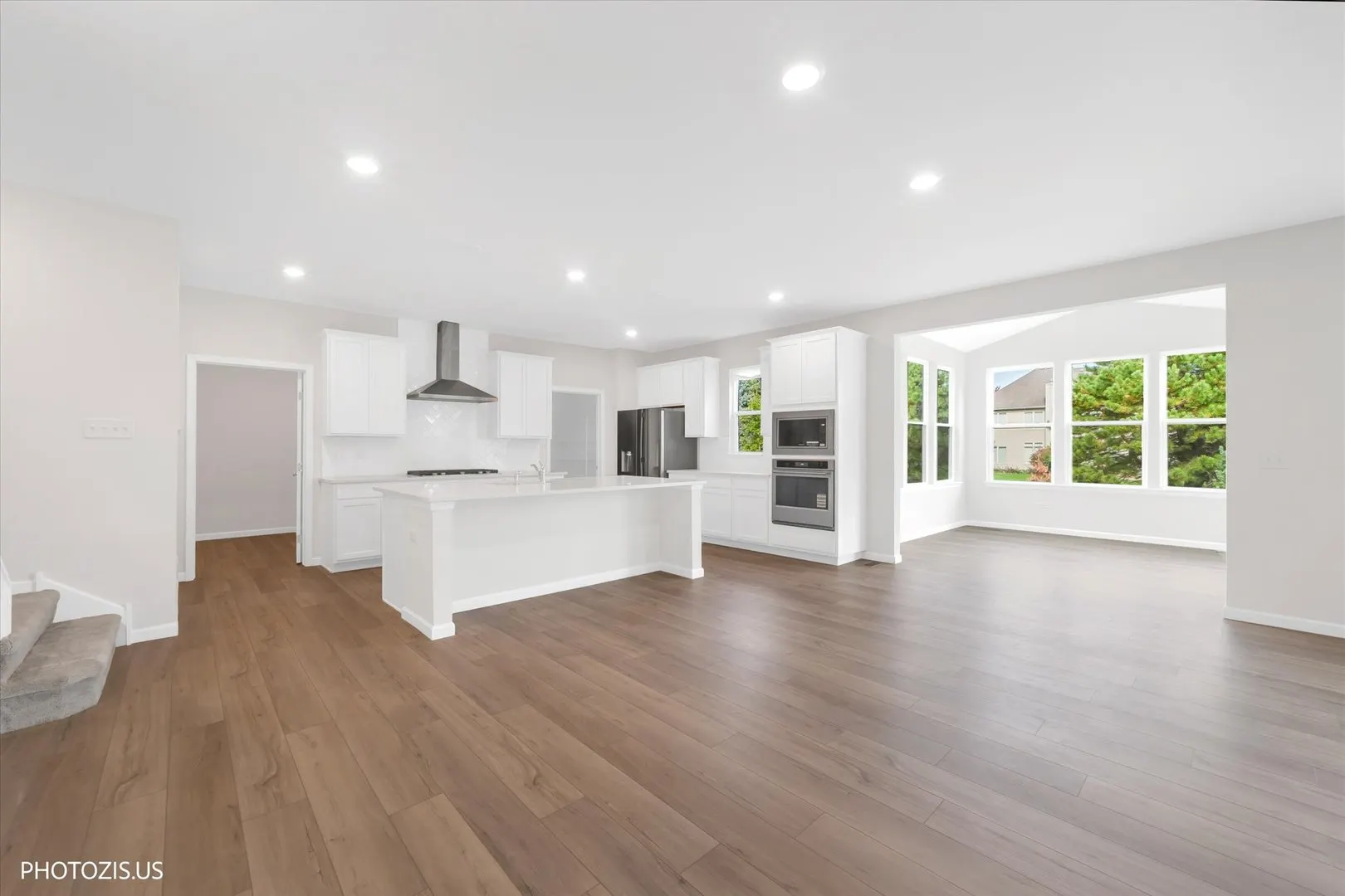 2531 Mallet Court IL