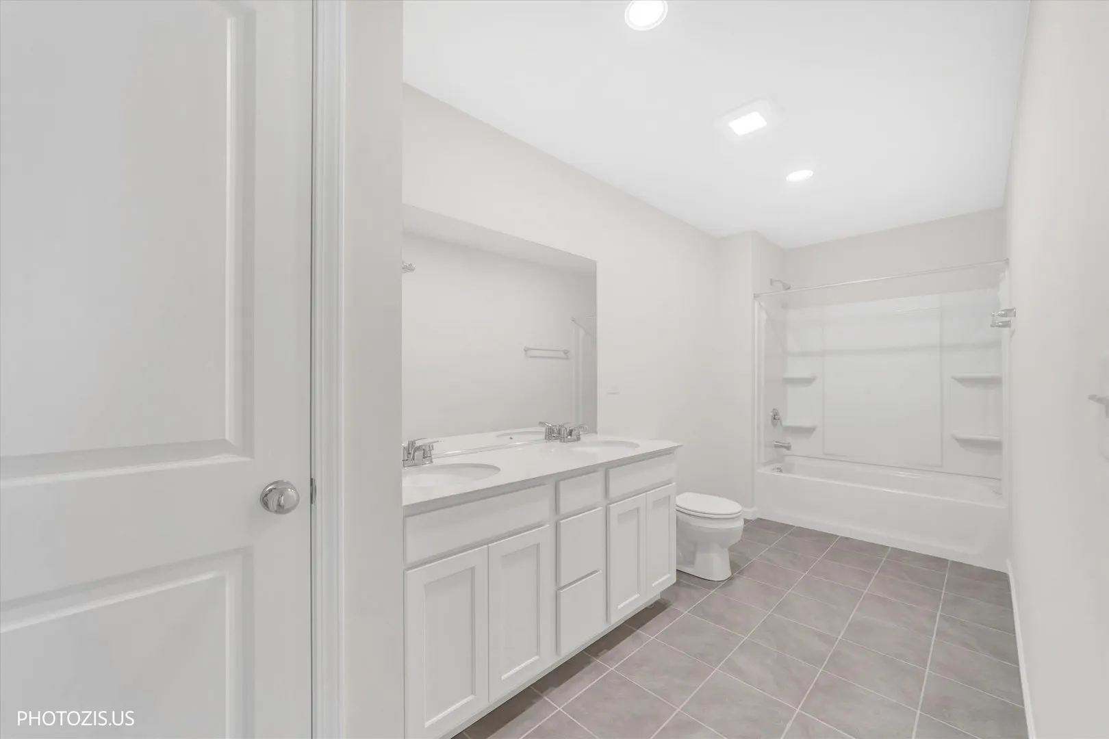 2531 Mallet Court IL